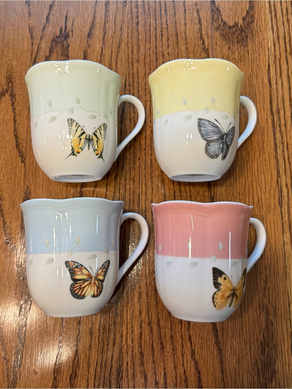 4 Lenox Butterfly Meadow Coffee Cups EUC